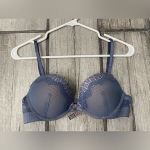 VS Bombshell Plunge Lace 34B